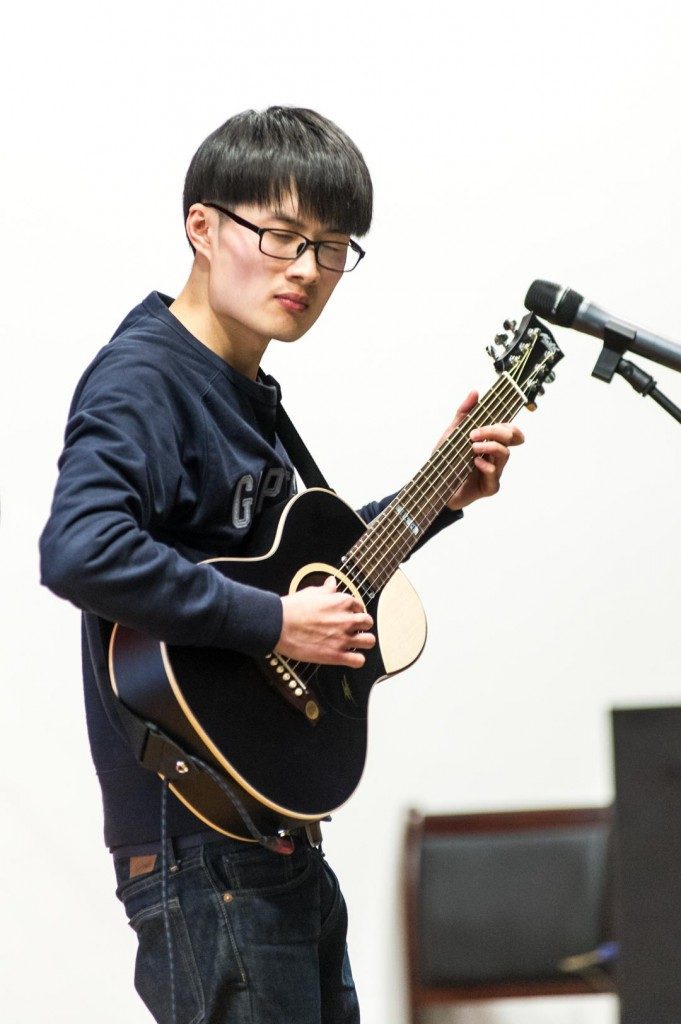 D3S_6811-681x1024-681x1024 Acoustic guitar show Zhenjiang China 2015