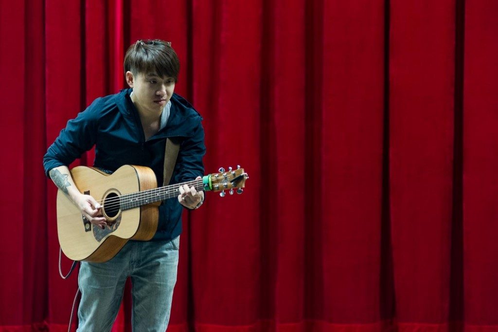 D3S_6811-681x1024-681x1024 Acoustic guitar show Zhenjiang China 2015