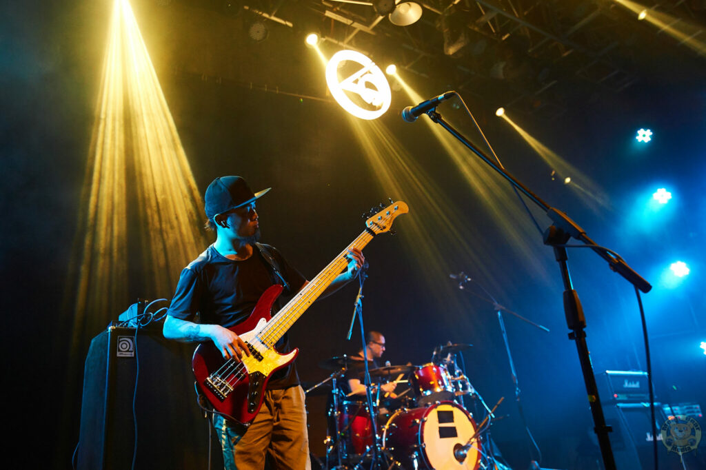 NDF_4355-682x1024 永动机乐队 playing at Ola Livehouse in Nanjing